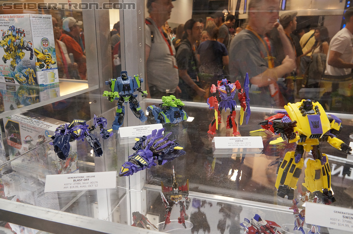 Transformers Generations: Fall of Cybertron Deluxe Wave 2 Sighted at Retail