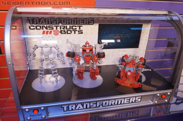Toy Fair 2013 Coverage: Transformers Construct-bots Gallery