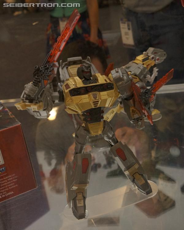 BotCon 2013 Coverage: Transformers Platinum Editions