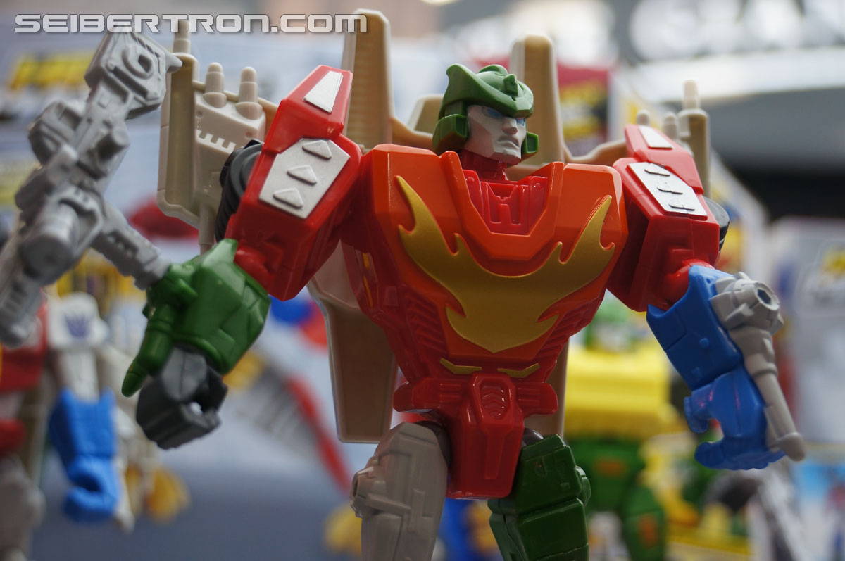 Transformers News: SDCC 2014 Coverage: Galleries Preview