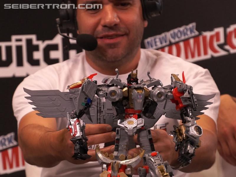 Transformers News: NYCC 2017: Gallery for Transformers Titan Class Predaking's Wing Reveal #NYCC17