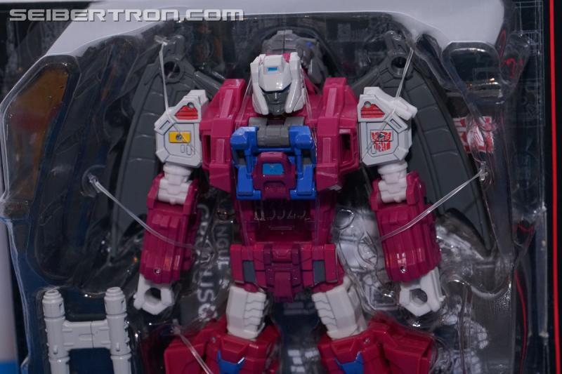 Transformers News: Twincast / Podcast Episode #186 "NYCC 2017"