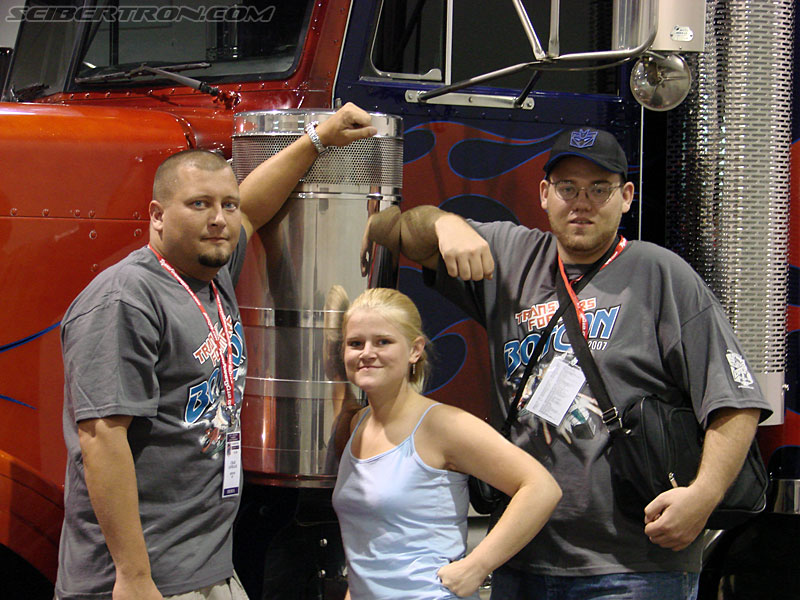 BotCon 2007 - Optimus Prime Semi-Truck