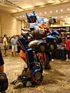 BotCon 2007: Movie Optimus Prime Statue - Transformers Event: DSC06841