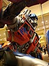 BotCon 2007: Movie Optimus Prime Statue - Transformers Event: DSC06845