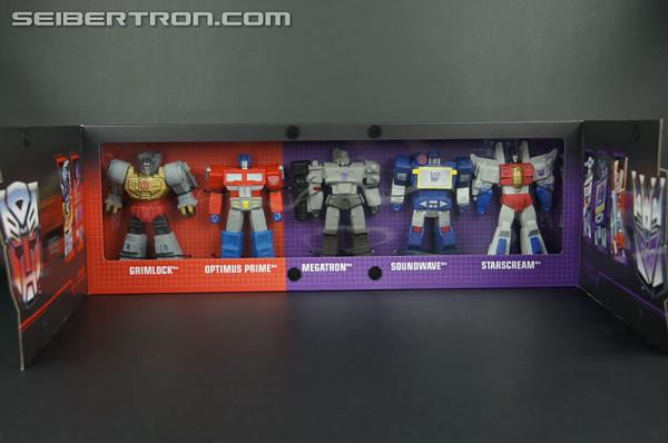 Transformers News: SDCC 2013 Titan Guardians In-Package Images