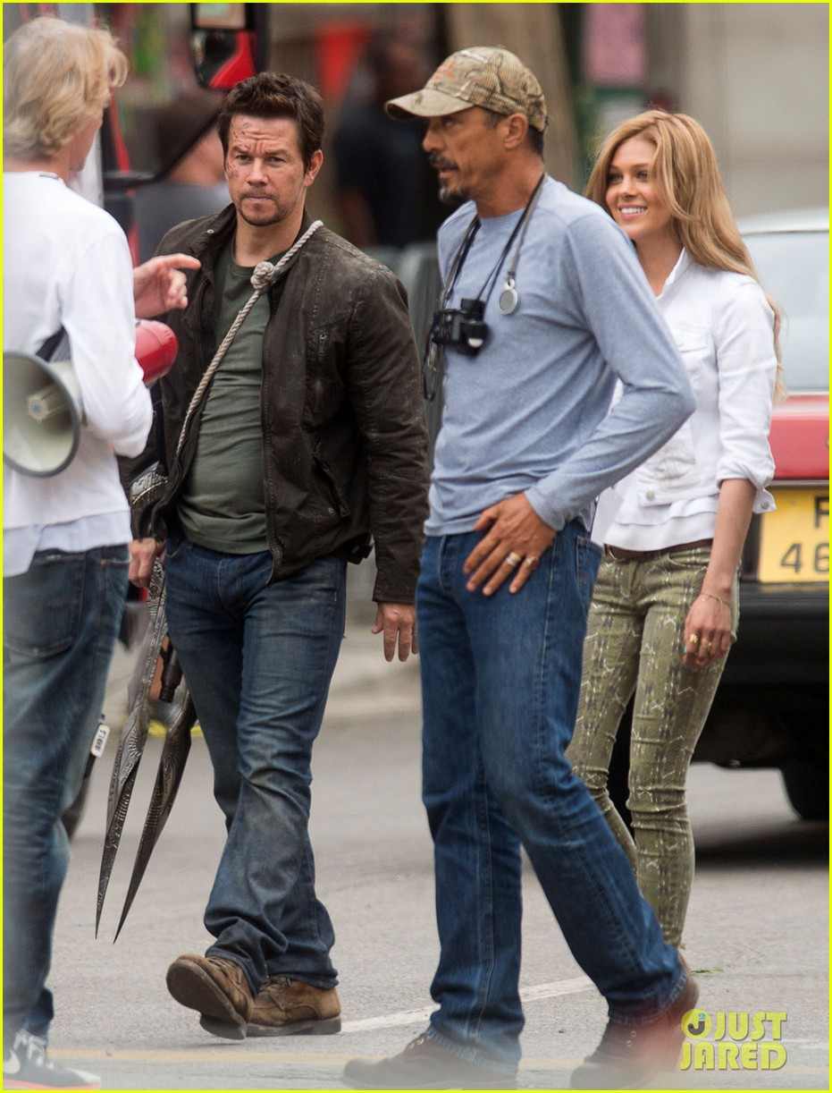 New Weapon Sighted on Transformers 4 Detroit Set