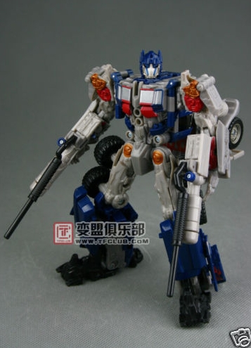 New Images of ROTF Shadow Megatron and Final Defense Optimus Prime