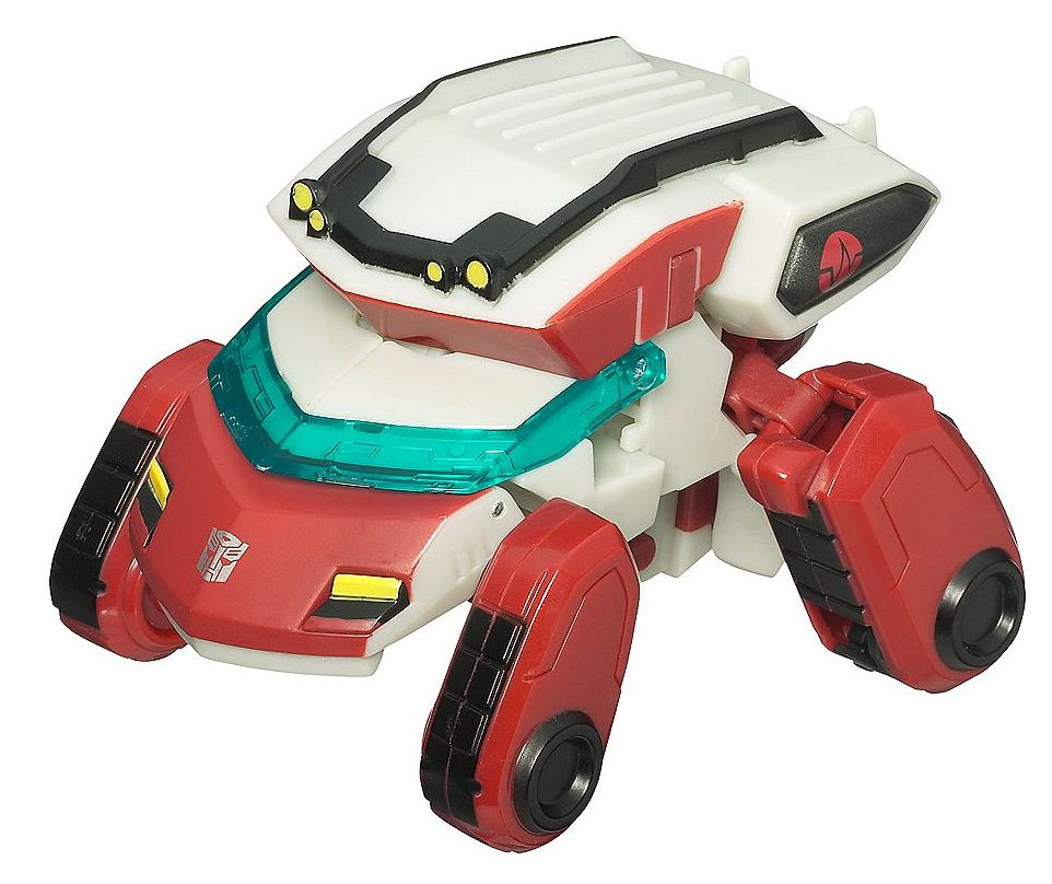 Official Images of Cybertron Animated Ratchet