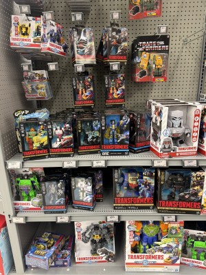 Transformers Age of the Primes Wave 3 Deluxes and Voyagers found in Canada
