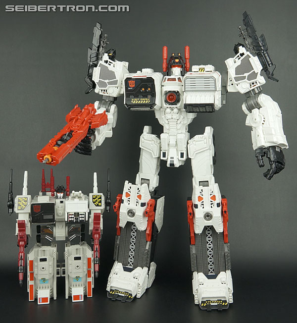 New Galleries: Generations Metroplex and Scamper -- Over 600 Pics!!!