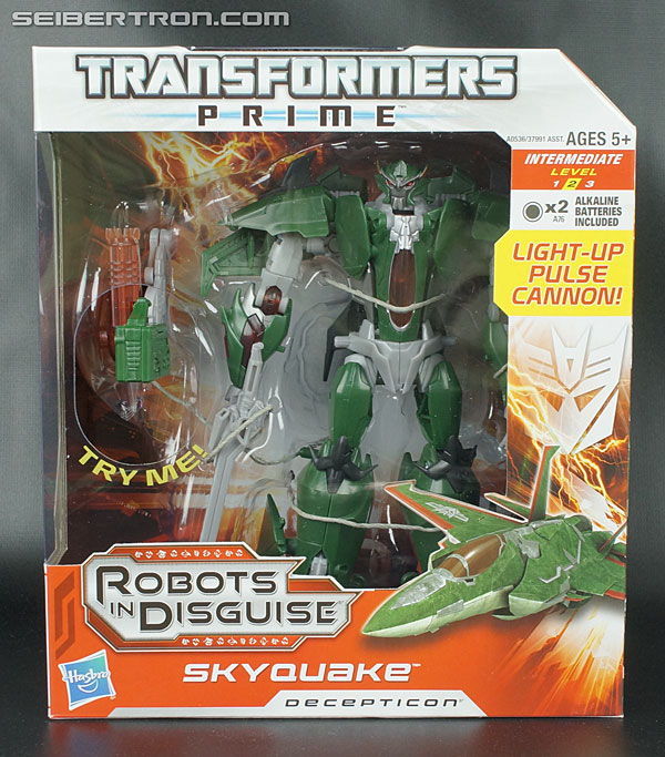 Re: New Transformers Prime Galleries: Voyager Class Dreadwing and Skyquake
