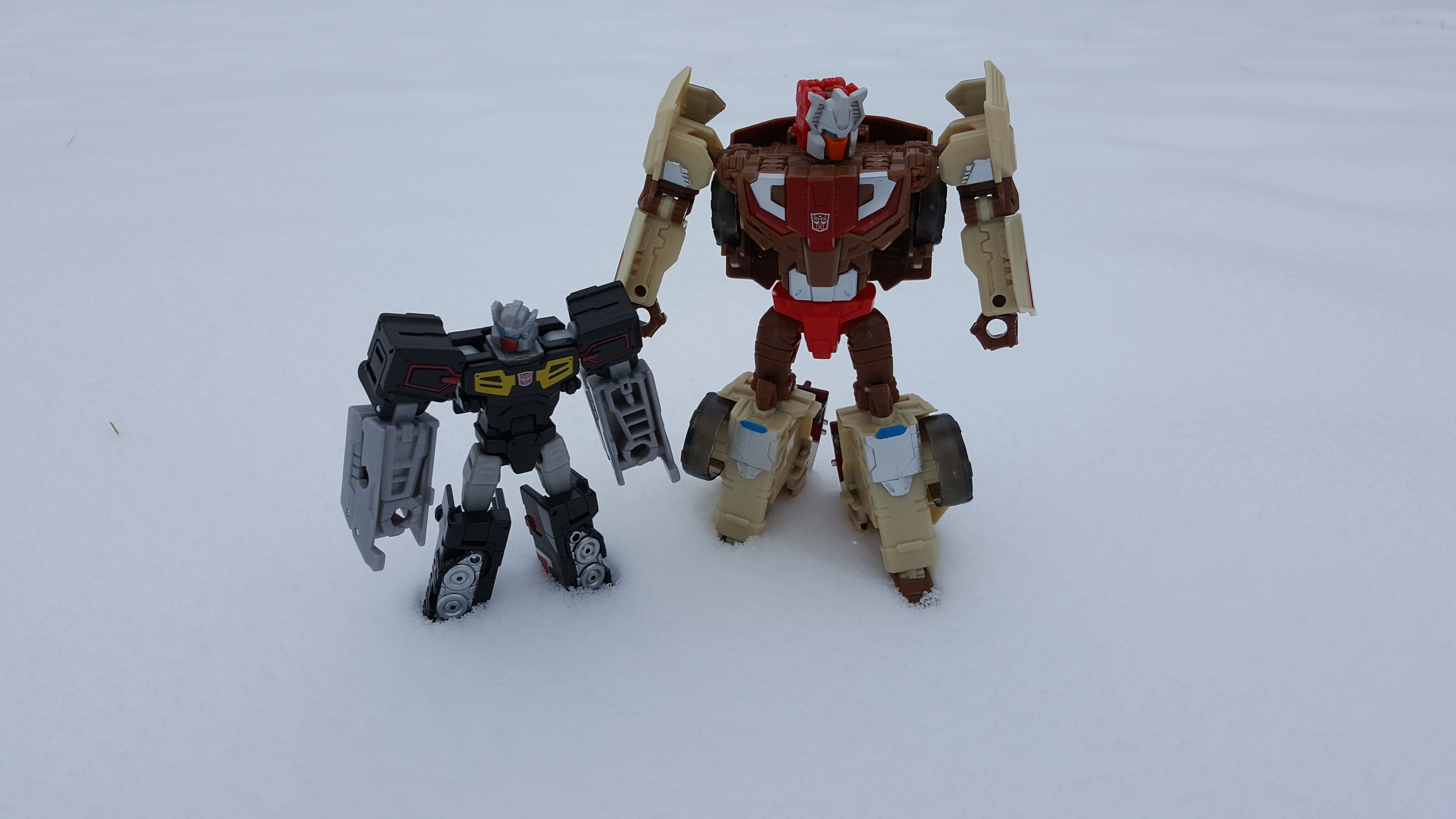 Transformers News: Re: Transformersmas 2017: A 25 Day Holiday Photo Challenge