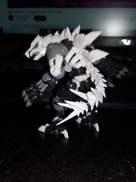 Manhunter R-Fossil (4).jpg