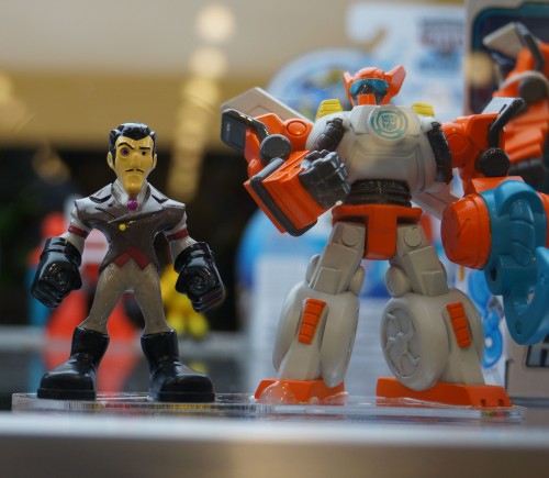 Hasbro Display: Rescue Bots Energize