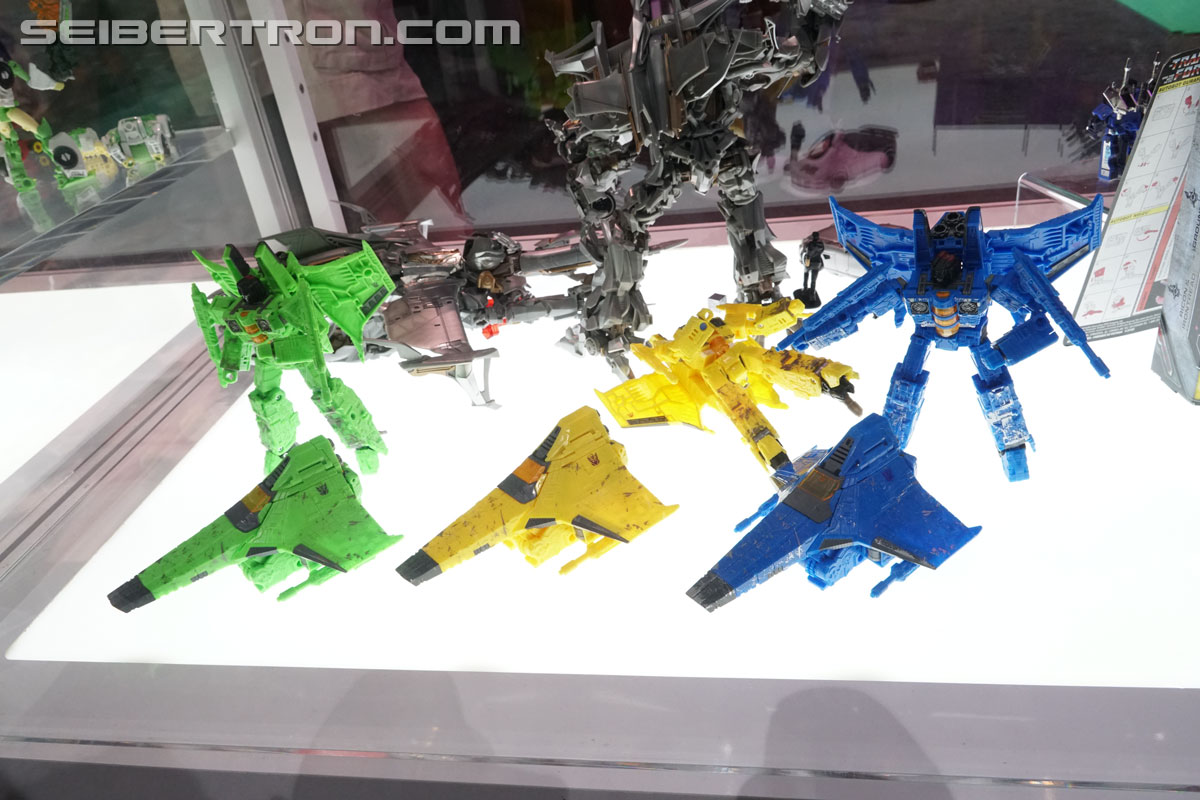 Transformers War for Cybertron SIEGE Rainmakers Set