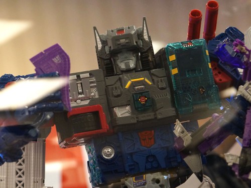 Fortress Maximus Titan Masters Battle Scene Diorama