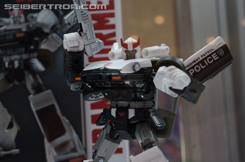 Hasbro Display: Transformers Masterpiece