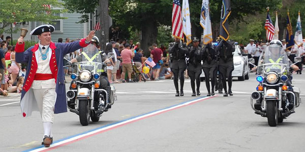 Transformers News: Bumblebee, Mr. and Mrs. Potato Head March into Bristol, Rhode Island’s Fourth of July Parade