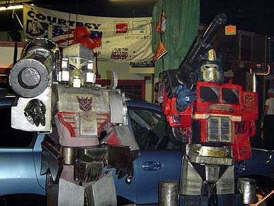 Megatron & Optimus costumes win contest at Lafayette's Graham Central Station