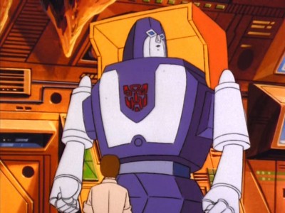 Spike stands in front of Huffer