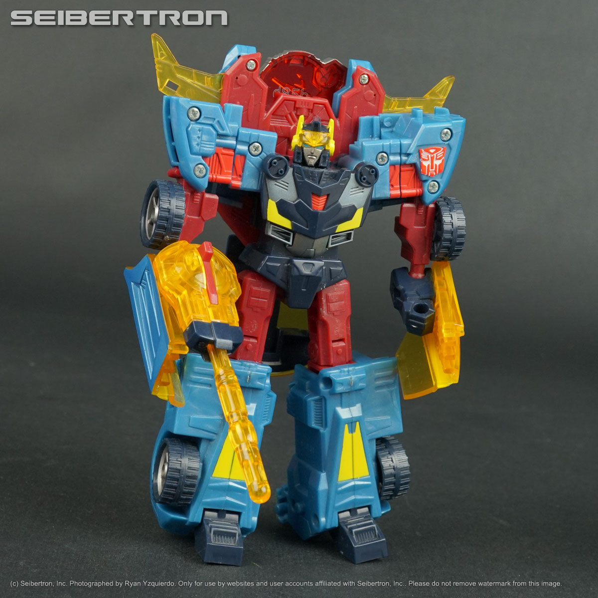 Transformers News: 30% off Transformers Toys at the Seibertron Store plus BotCon 2006 Megatron auction