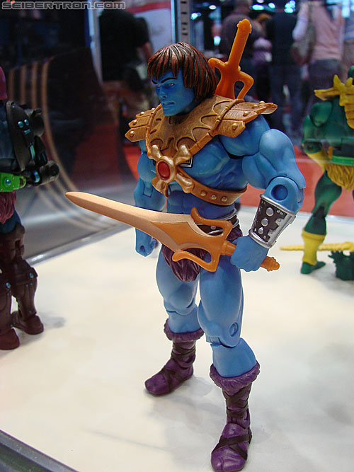 C2E2: Chicago Comic and Entertainment Expo - Transformers Event: MOTUC Faker