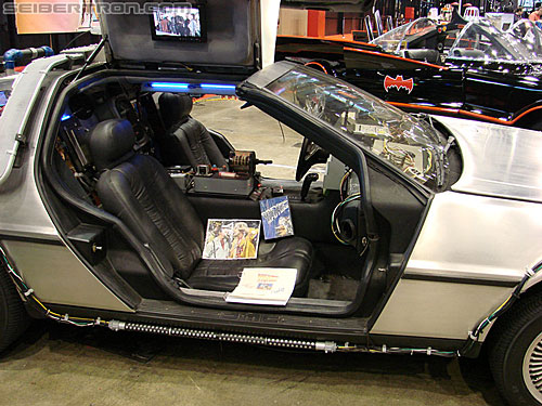 C2E2: Chicago Comic and Entertainment Expo - Transformers Event: Back to the Future DeLorean