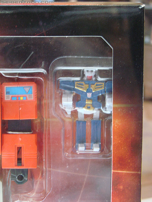 BotCon 2010: SDCC Exclusives - Transformers Event: DSC02894