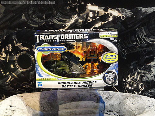 Toy Fair 2011: Transformers Cyberverse - Transformers Event: DSC05034