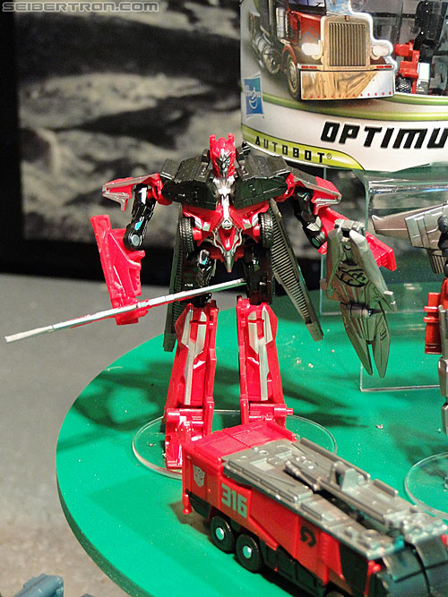 Toy Fair 2011: Transformers Cyberverse - Transformers Event: DSC05061