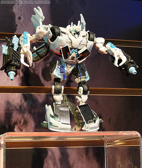 Toy Fair 2011: Dark of the Moon "Mech Tech" - Transformers Event: DSC04923