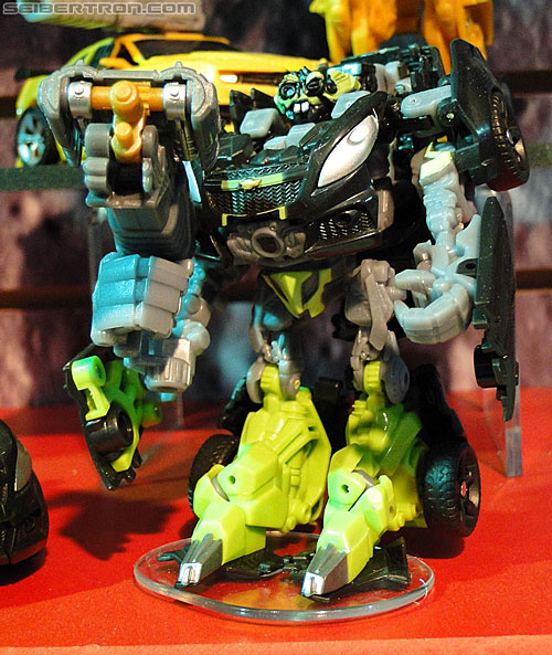 Toy Fair 2011: Dark of the Moon "Mech Tech" - Transformers Event: DSC04958a