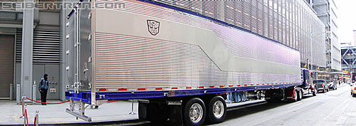 Toy Fair 2011: Transformers Dark of the Moon Optimus Prime truck - Transformers Event: DSC04888