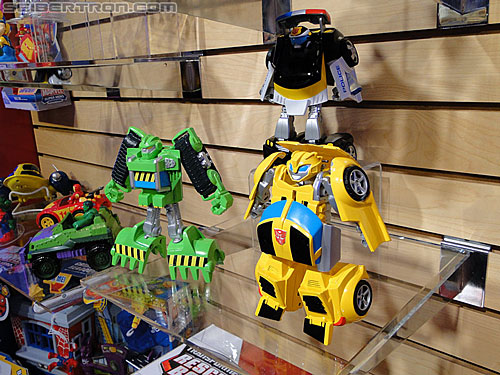 Toy Fair 2011: Playskool Heroes Transformers Rescue Bots - Transformers Event: DSC05201