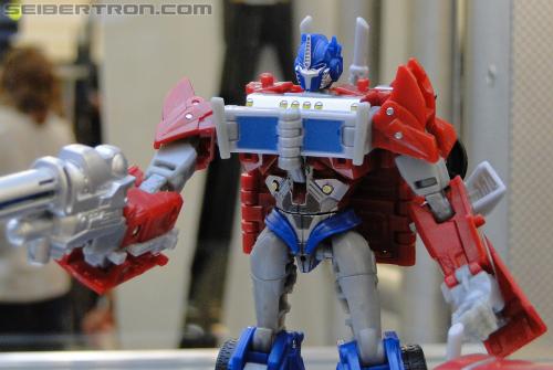 Botcon 2011: Transformers Prime Toys - Transformers Event: DSC10014