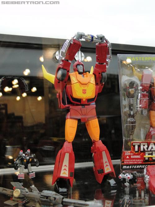 Botcon 2011: Transformers Retail Exclusives Display Area - Transformers Event: DSC09855