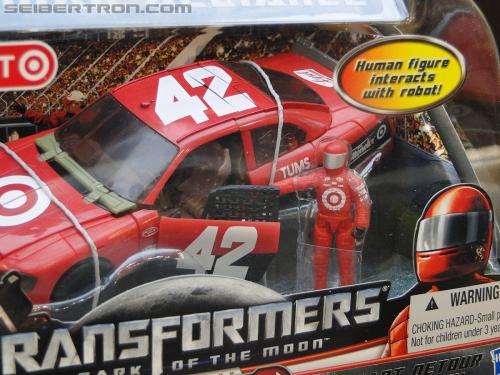 Botcon 2011: Transformers Retail Exclusives Display Area - Transformers Event: DSC10031