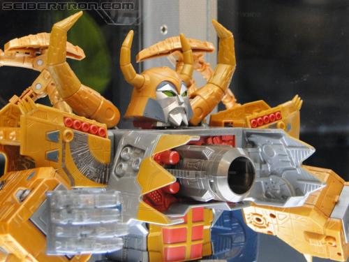 Botcon 2011: Transformers Retail Exclusives Display Area - Transformers Event: DSC10093
