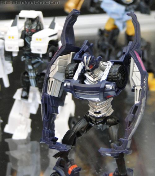 Botcon 2011: Transformers Retail Exclusives Display Area - Transformers Event: DSC10167