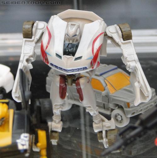 Botcon 2011: Transformers Retail Exclusives Display Area - Transformers Event: DSC10176