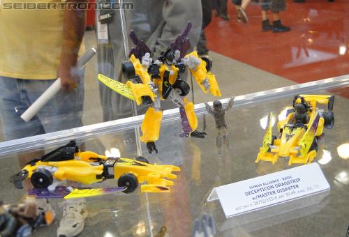Botcon 2011: Human Alliance Display Area - Transformers Event: Human-alliance-005