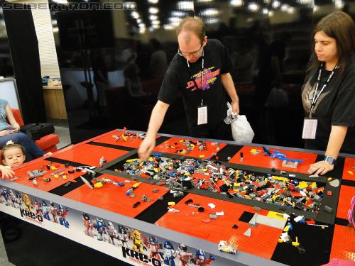 Botcon 2011: Miscellaneous - Transformers Event: Miscellaneous-034
