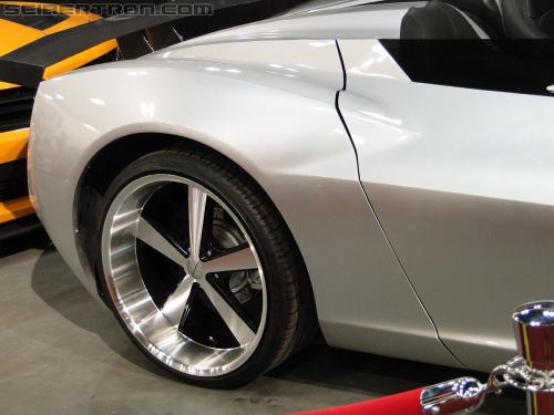 Botcon 2011: Vehicles @ BotCon 2011 - Transformers Event: Vehicles-027