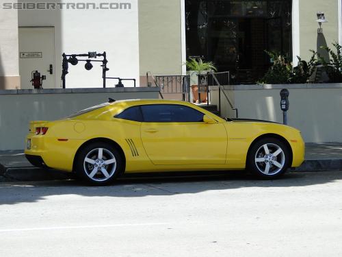 Botcon 2011: Vehicles @ BotCon 2011 - Transformers Event: Vehicles-038