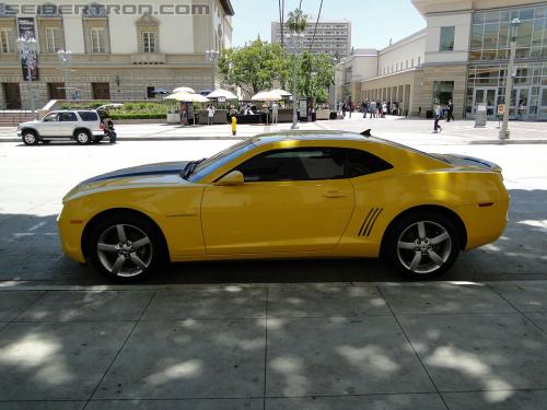 Botcon 2011: Vehicles @ BotCon 2011 - Transformers Event: Vehicles-043