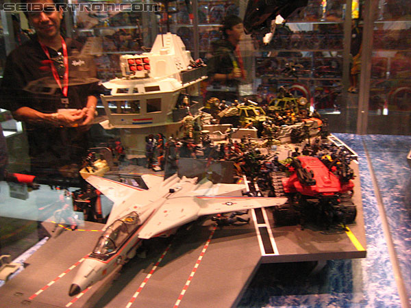 SDCC 2011: Miscellaneous SDCC Pics - Transformers Event: SDCC-Miscellaneous-0021