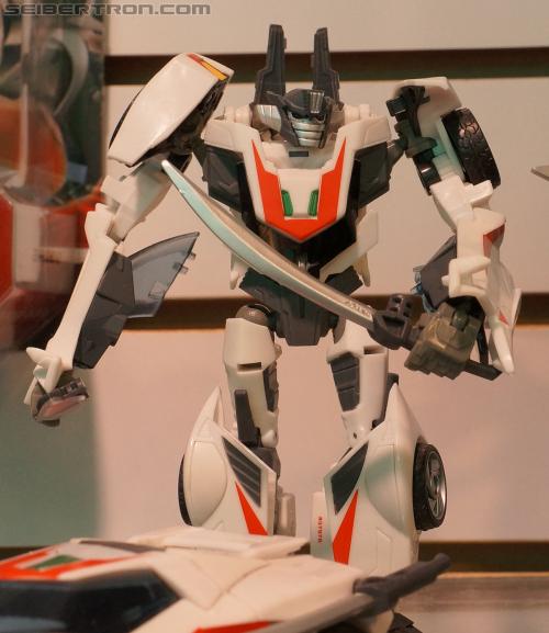 Toy Fair 2012: Transformers Prime Robot in Disguise - Transformers Event: DSC05053a