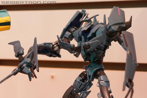 Toy Fair 2012: Transformers Prime Robot in Disguise - Transformers Event: DSC05061