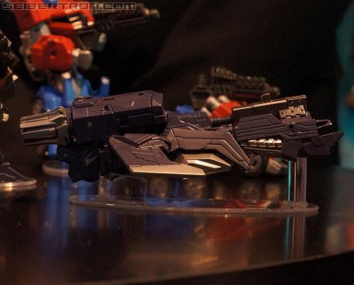 Toy Fair 2012: Transformers Fall of Cybertron - Transformers Event: DSC05153a
